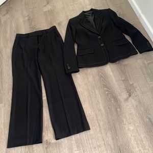 Anne Klein pant suit